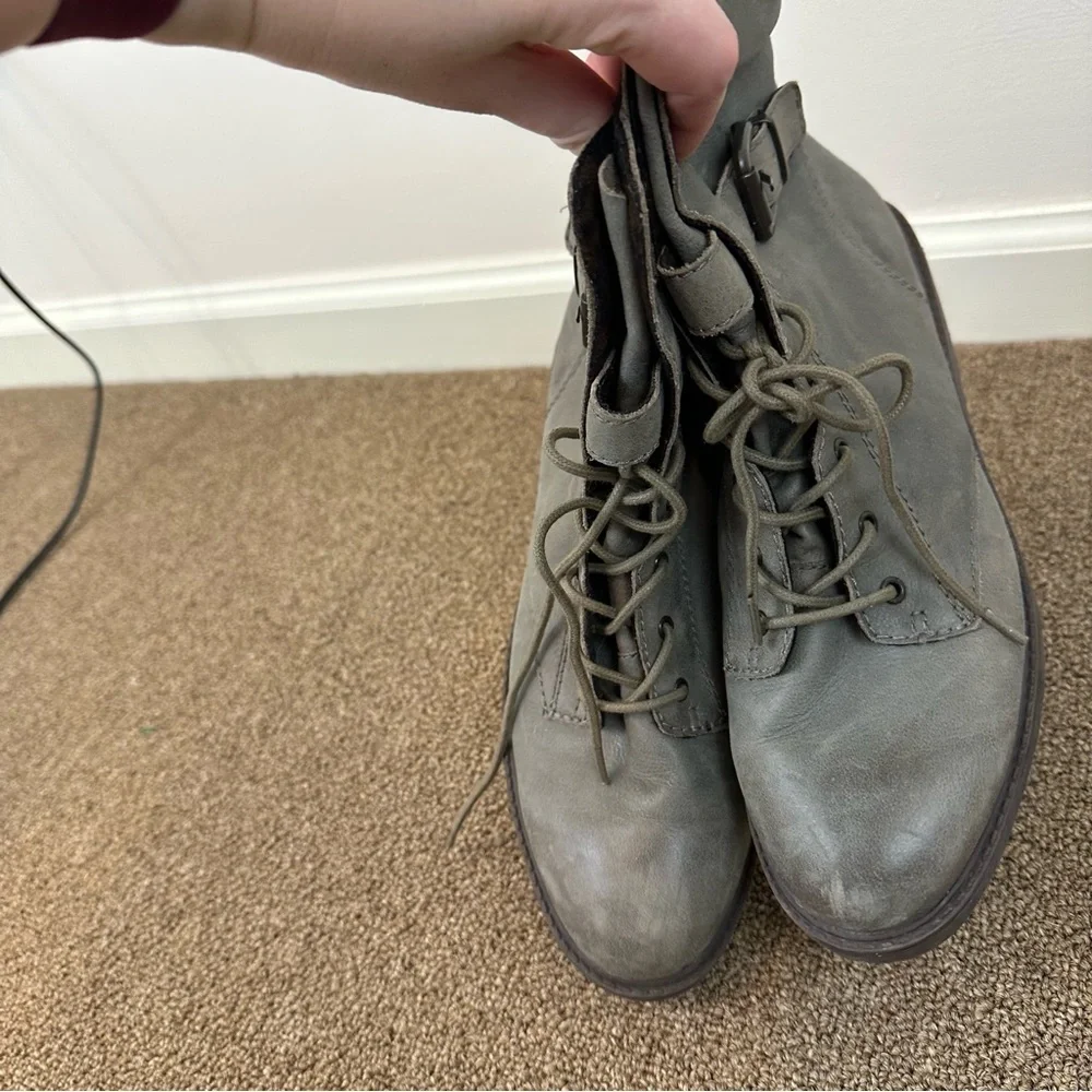OBTB Gray Lace-Up Ankle Combat Boots Size 9 Women's